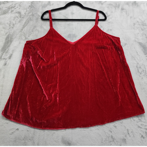NEW Torrid Top Womens 2 2X 18/20 Red Sophie Velvet Swing Cami V-Neck Stretch - Picture 1 of 11